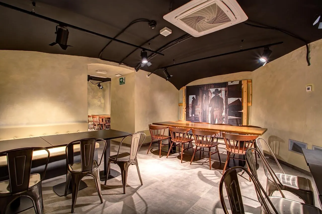 ** Hotell Meininger Roma Termini Italien
